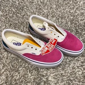 Vans Colorblack Suede Platform Shoes - size 6.5!